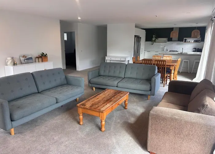 Modern 4bd - Close To Town Hébergement de vacances Wanaka