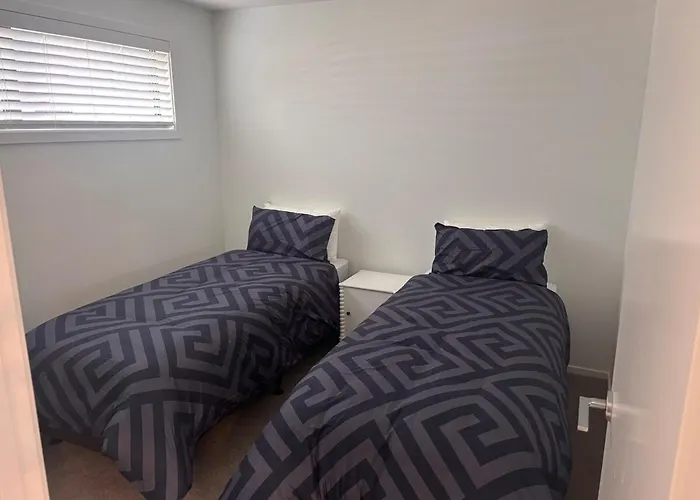 Modern 4bd - Close To Town * Wanaka